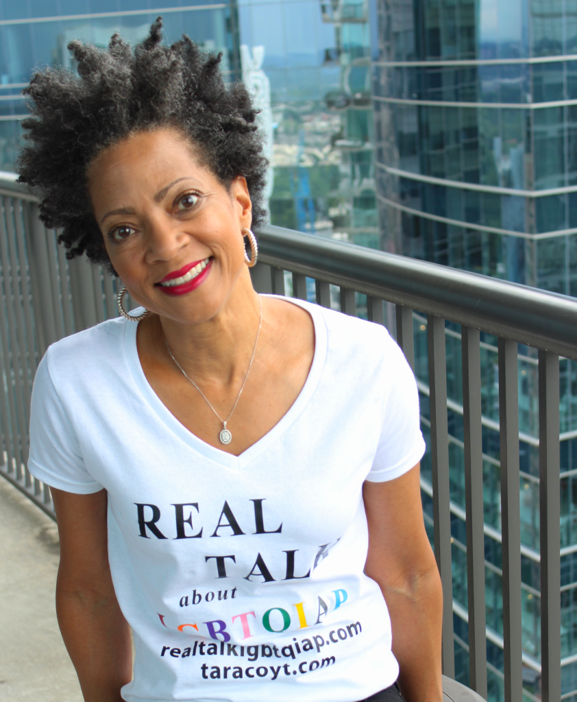 taracoyt-realtalk-balcony23