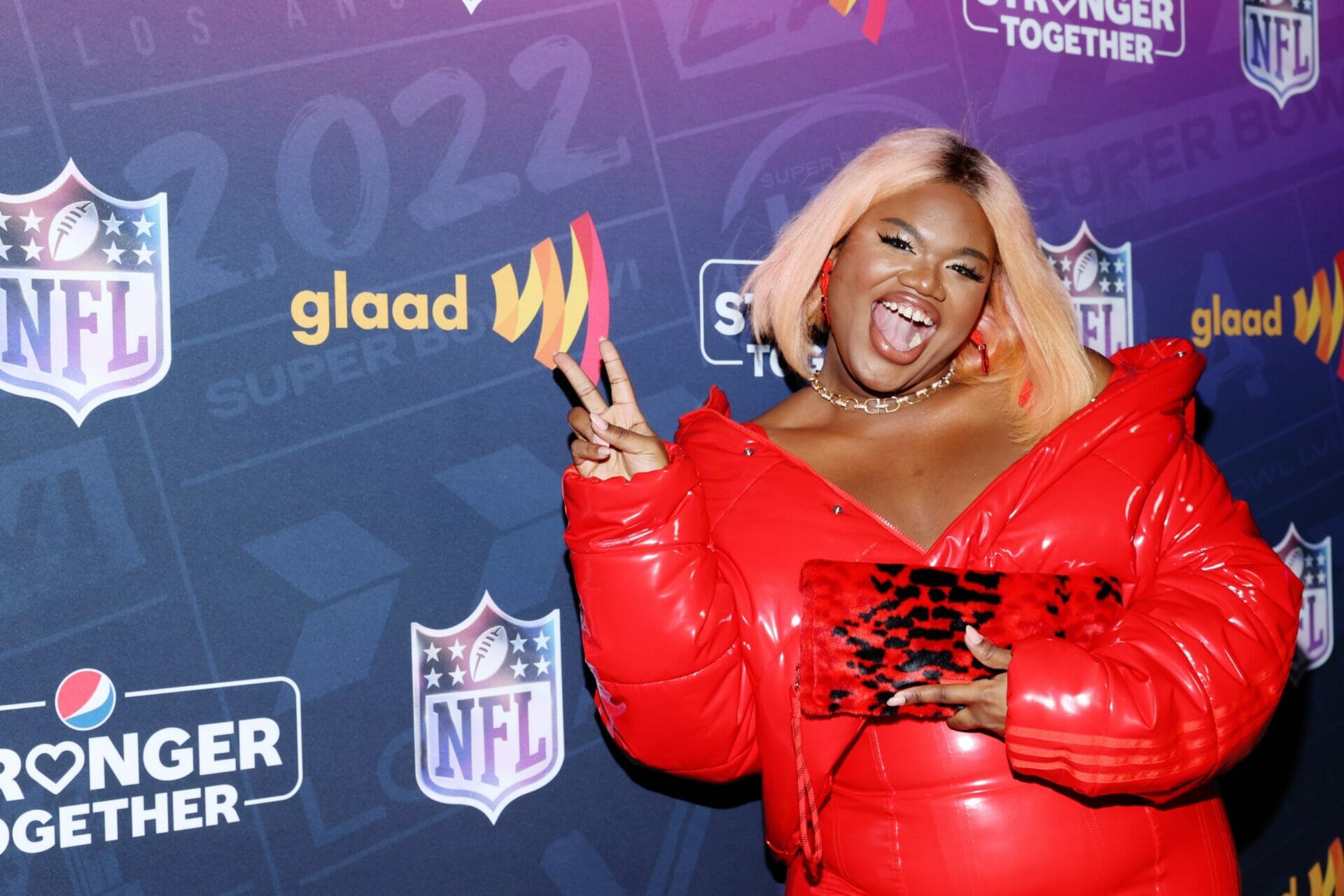 1369872318-5a2 | GLAAD