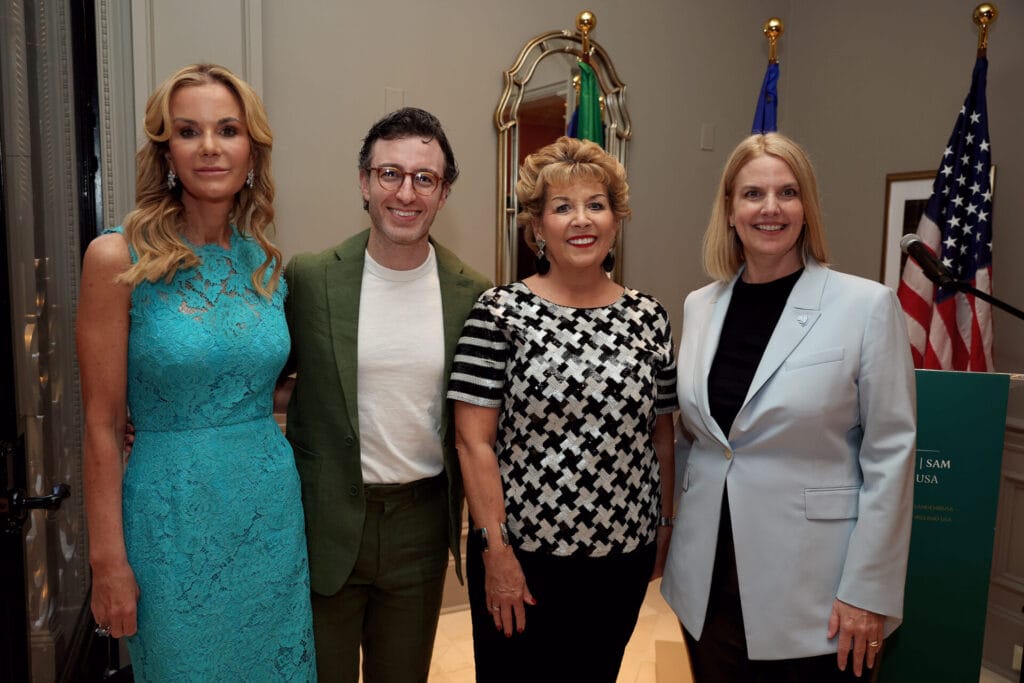 Bytes Bylines 2024 White House Correspondents Dinner Reception - Inside | GLAAD