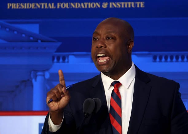 timscott_gettyimages-1705191329-612x612 | GLAAD