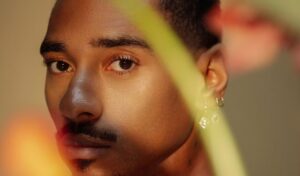 Durand-Bernarr-shoulder | GLAAD