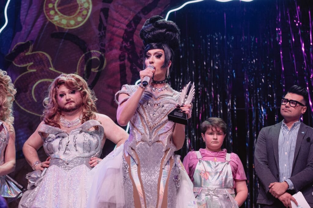Alaska and Company of DRAG The Musical celebrates their GLAAD Special Recognition | GLAAD Alaska and Company of DRAG The Musical celebrates their GLAAD Special Recognition