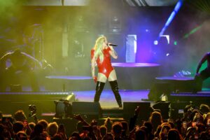 Kesha_PC_JonViscott_OUTLOUD Music Festival3-lores | GLAAD