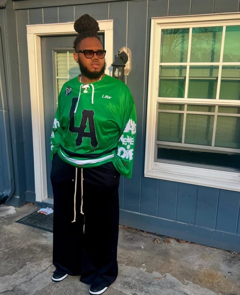 Preston Howard Jr. is an out gay man and the oldest of four Howard children. His parent's unconditional love and acceptance have allowed him to thrive. | GLAAD Preston Howard Jr. is an out gay man and the oldest of four Howard children. His parent's unconditional love and acceptance have allowed him to thrive.