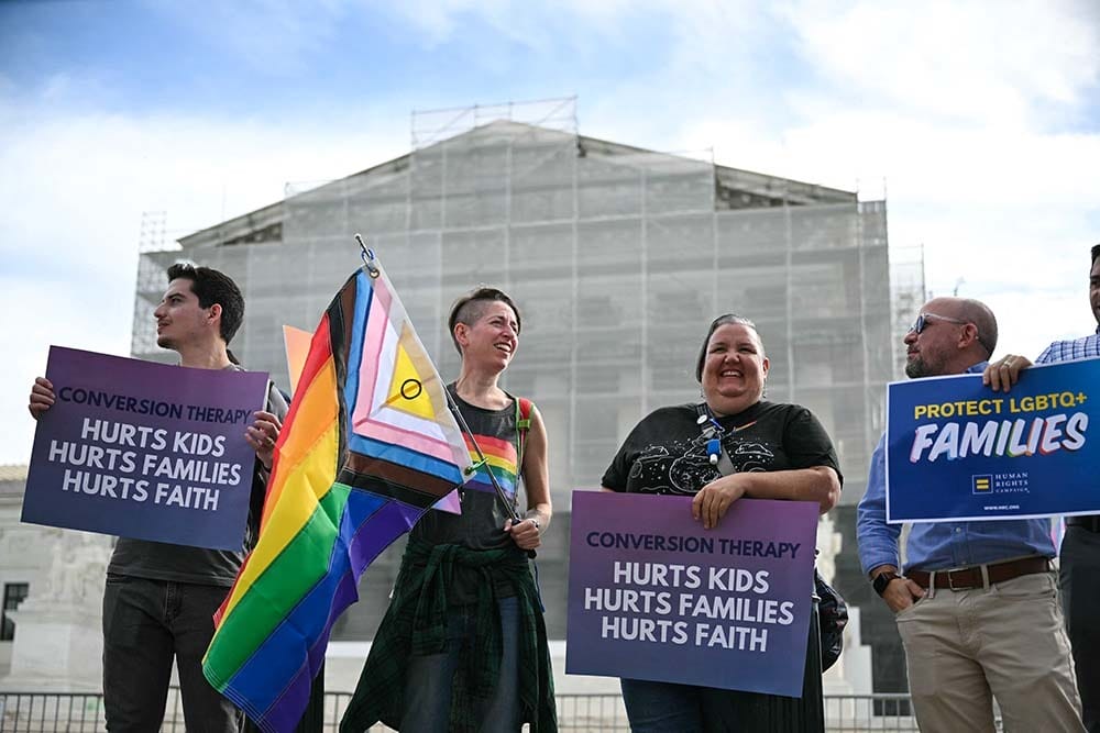 Demonstrators protest against conversion therapy outside the US Supreme Court as the Court hears oral arguments in Chiles v. Salazar, a landmark case on conversion "therapy". | GLAAD Demonstrators protest against conversion therapy outside the US Supreme Court as the Court hears oral arguments in Chiles v. Salazar, a landmark case on conversion "therapy".